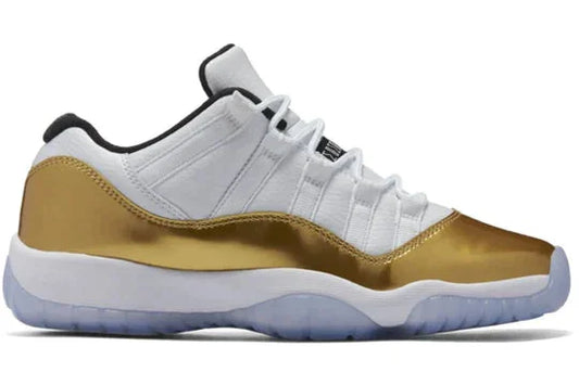 J0RDAN  11 RETRO LOW- CLOSING CEREMONY