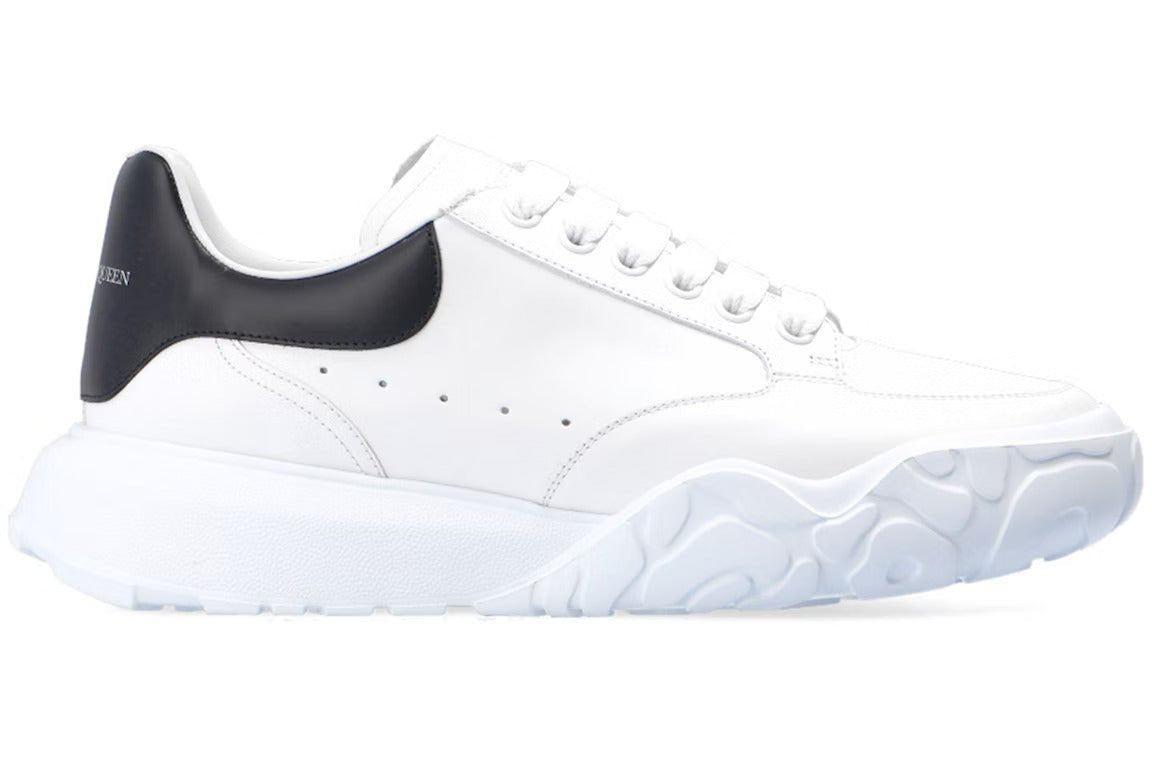 AL3XAND3R MCQU33N - COURT TRAINER BLANCAS NEGRAS